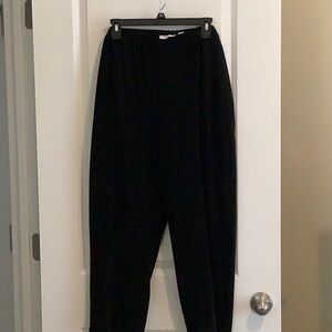 Susan Graver Black crepe Pants
